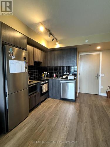 4409 - 395 Bloor Street E, Toronto (North St. James Town), ON - Indoor Photo Showing Kitchen