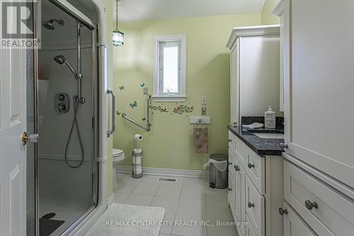 15260 Furnival Road, West Elgin, ON - Indoor Photo Showing Bathroom