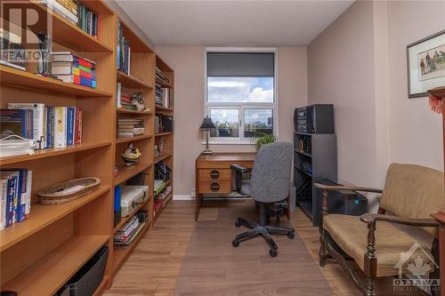 1380 Prince Of Wales Drive Unit#806, Ottawa, ON - Indoor Photo Showing Office