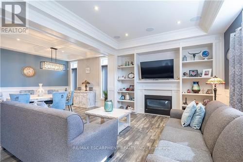 36 Kingspoint Circle, Hamilton, ON - Indoor Photo Showing Living Room With Fireplace