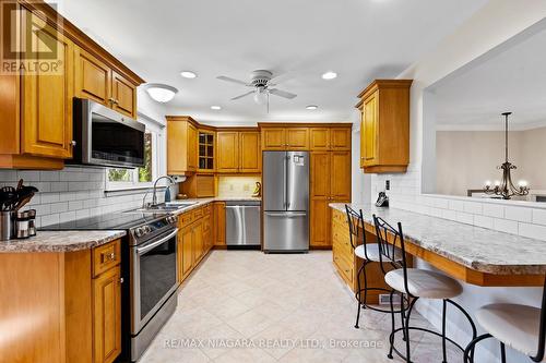 7 Thorncrest Road, Port Colborne, ON - Indoor Photo Showing Kitchen