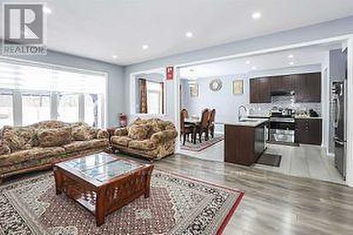 Bsmt - 7977 Hackberry Trail, Niagara Falls, ON - Indoor Photo Showing Living Room