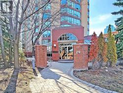 206 - 25 FAIRVIEW ROAD W  Mississauga, ON L5B 3Y8