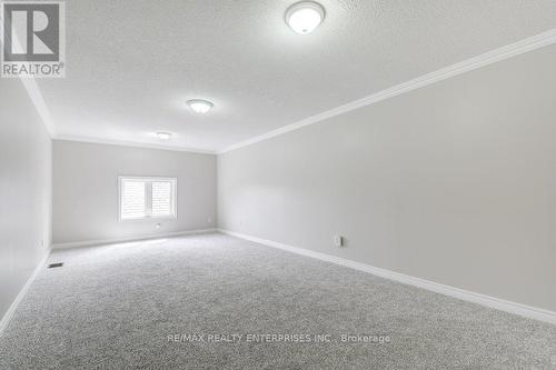 3303 Fox Run Circle, Oakville, ON - Indoor Photo Showing Other Room