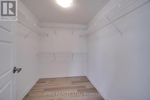 1208 Tanbark Avenue, Oakville, ON - Indoor With Storage