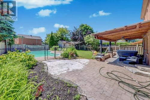 32 Dart Court, Clarington, ON - Outdoor With In Ground Pool With Backyard
