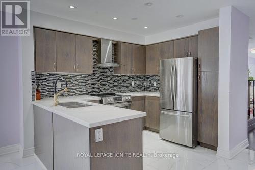 1421 Rennie Street, Oshawa, ON - Indoor Photo Showing Kitchen With Double Sink With Upgraded Kitchen