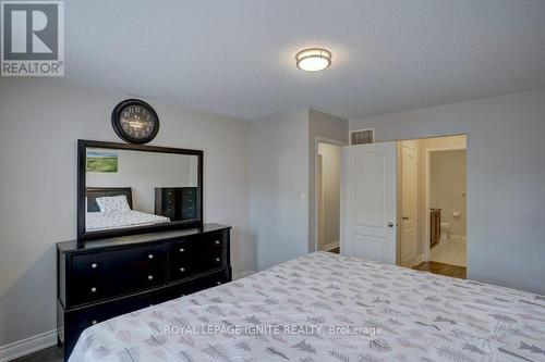 1421 Rennie Street, Oshawa, ON - Indoor Photo Showing Bedroom