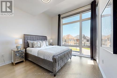 110 Conklin Crescent, Aurora, ON - Indoor Photo Showing Bedroom