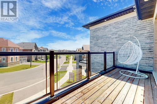 110 Conklin Crescent, Aurora, ON - Outdoor With Balcony