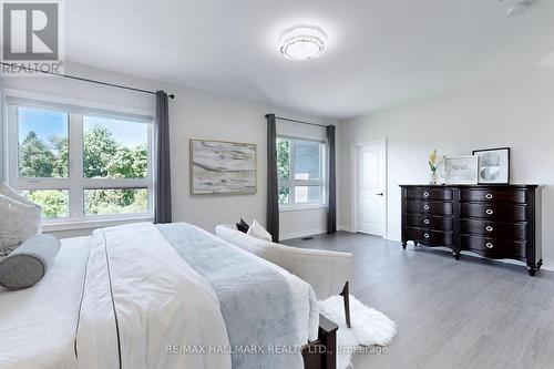 110 Conklin Crescent, Aurora, ON - Indoor Photo Showing Bedroom