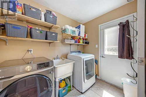 54 Knicely Road, Barrie, ON - Indoor Photo Showing Laundry Room