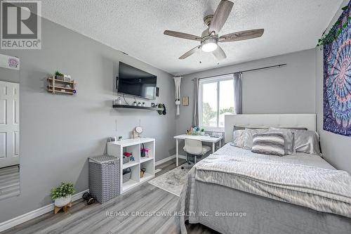 54 Knicely Road, Barrie, ON - Indoor Photo Showing Bedroom