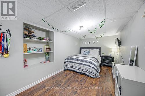 54 Knicely Road, Barrie, ON - Indoor Photo Showing Bedroom