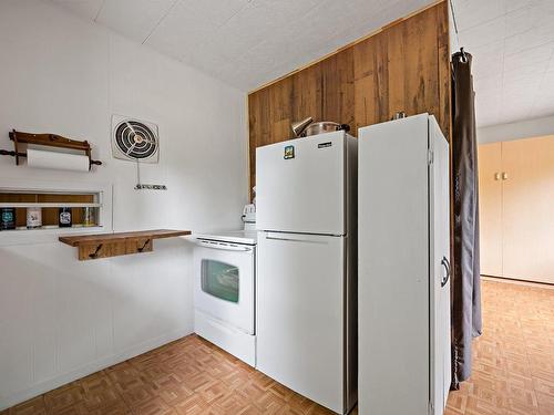 Kitchen - 3135 Ch. Brousseau, Labelle, QC - Indoor Photo Showing Kitchen