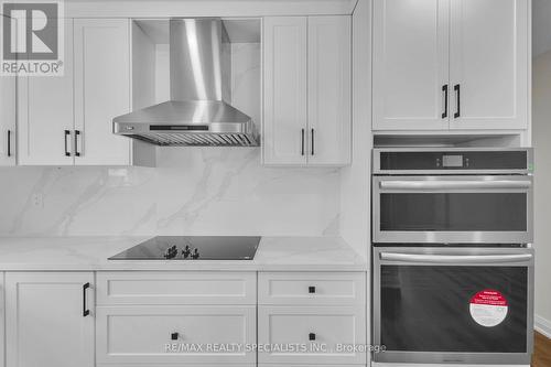 94 Hesp Drive W, Caledon (Bolton West), ON - Indoor Photo Showing Kitchen