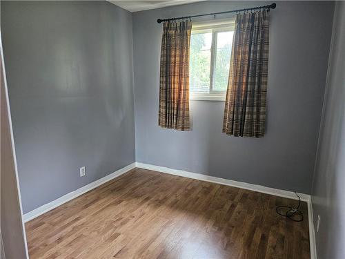 212 Balmoral Avenue S, Hamilton, ON - Indoor Photo Showing Other Room