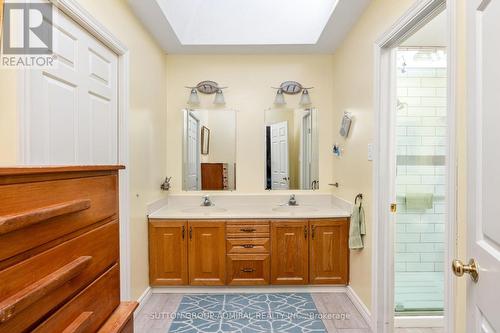 14 Mallingham Court, Toronto (Willowdale East), ON - Indoor Photo Showing Bathroom