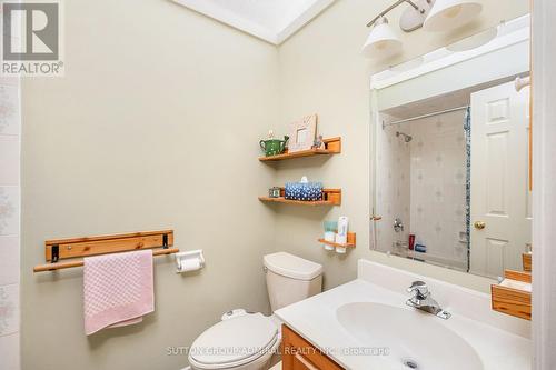 14 Mallingham Court, Toronto, ON - Indoor Photo Showing Bathroom