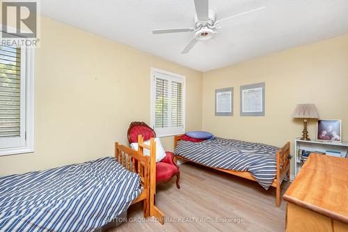 14 Mallingham Court, Toronto, ON - Indoor Photo Showing Bedroom