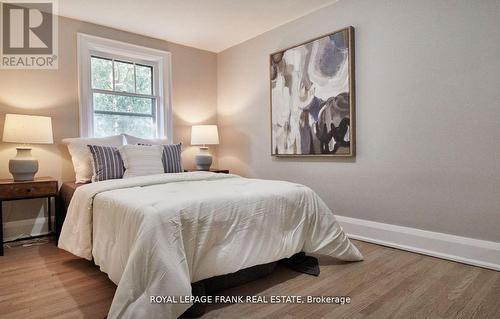 95 Agnes Street, Oshawa, ON - Indoor Photo Showing Bedroom