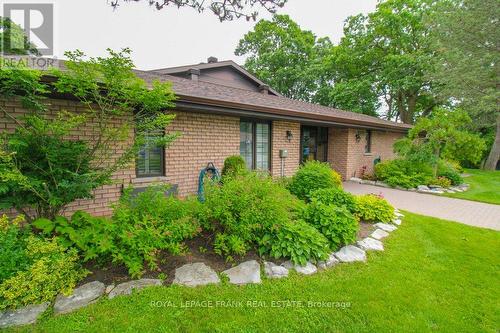 3 - 695 Whitaker Street, Peterborough, ON - Outdoor