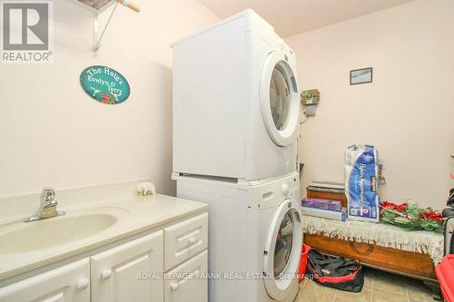 3 - 695 Whitaker Street, Peterborough, ON - Indoor Photo Showing Laundry Room