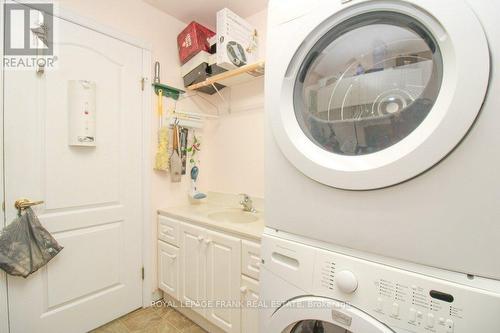 3 - 695 Whitaker Street, Peterborough, ON - Indoor Photo Showing Laundry Room