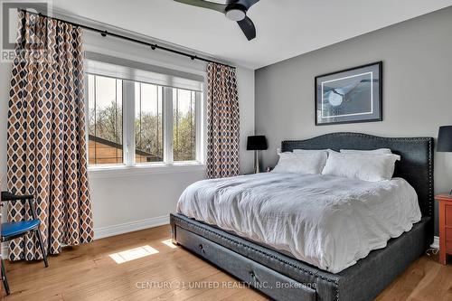 435 Raymond Street, Peterborough, ON - Indoor Photo Showing Bedroom