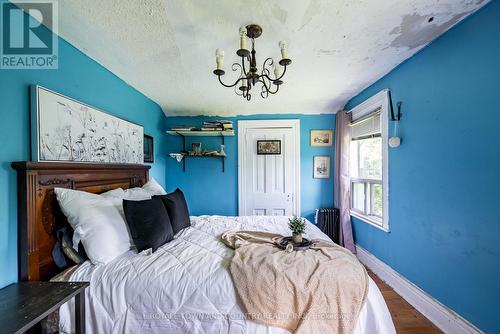 491 Portage Road, Kawartha Lakes, ON - Indoor Photo Showing Bedroom