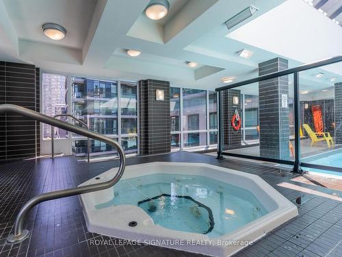 2006-600 Fleet St, Toronto, ON - Indoor Photo Showing Other Room With In Ground Pool