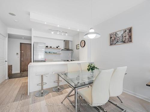 821-438 Richmond St W, Toronto, ON - Indoor Photo Showing Dining Room