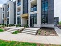 137-3020 Trailside Dr, Oakville, ON  - Outdoor With Facade 