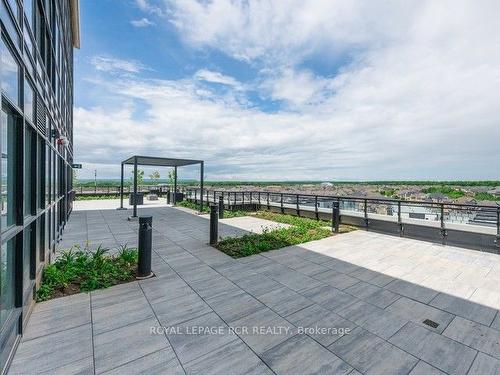 137-3020 Trailside Dr, Oakville, ON - Outdoor With View
