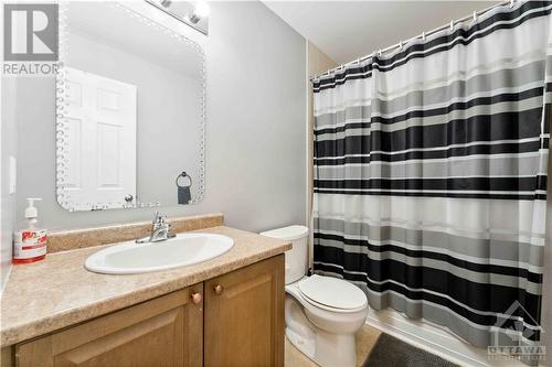 140 Mocha Private, Ottawa, ON - Indoor Photo Showing Bathroom