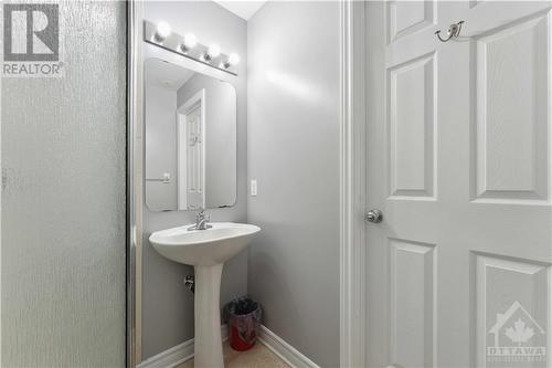 140 Mocha Private, Ottawa, ON - Indoor Photo Showing Bathroom