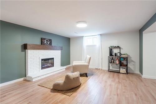 155 Marcella Crescent, Hamilton, ON - Indoor Photo Showing Living Room With Fireplace