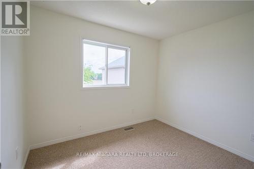 11 Gonzalez Court, Thorold, ON - Indoor Photo Showing Other Room