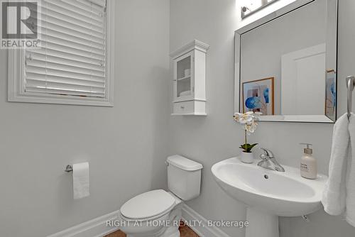 75 Wycombe Street, Whitby, ON - Indoor Photo Showing Bathroom