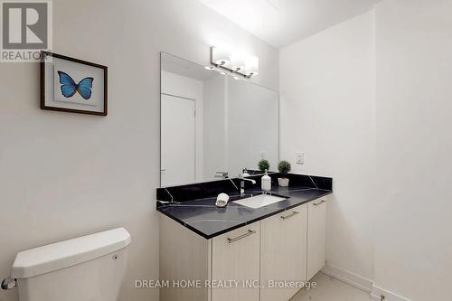 42 - 851 Sheppard Avenue W, Toronto, ON - Indoor Photo Showing Bathroom