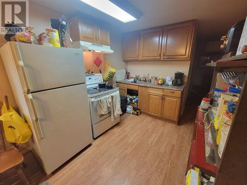 141 Grosvenor Avenue, Sault Ste. Marie, ON - Indoor Photo Showing Kitchen