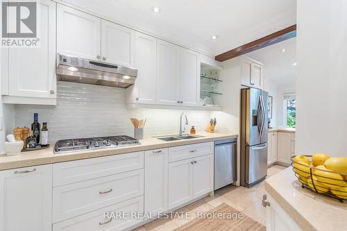 147 Donlea Drive, Toronto, ON - Indoor Photo Showing Kitchen With Double Sink With Upgraded Kitchen