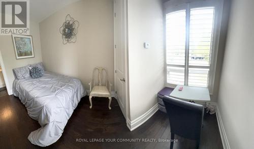 101 - 764 River Road E, Wasaga Beach, ON - Indoor Photo Showing Bedroom