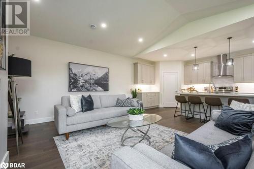 60 Fraser Drive, Quinte West, ON - Indoor Photo Showing Living Room