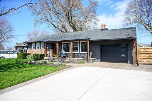 4363 Jackson Street E, Beamsville, ON - Outdoor