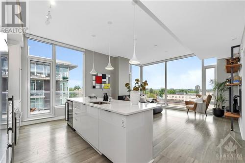 570 De Mazenod Avenue Unit#802, Ottawa, ON - Indoor Photo Showing Kitchen