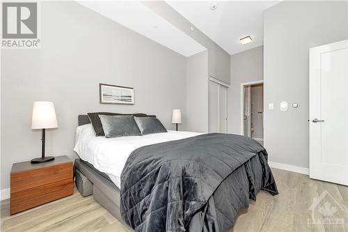 570 De Mazenod Avenue Unit#802, Ottawa, ON - Indoor Photo Showing Bedroom