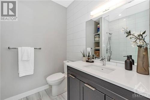 570 De Mazenod Avenue Unit#802, Ottawa, ON - Indoor Photo Showing Bathroom