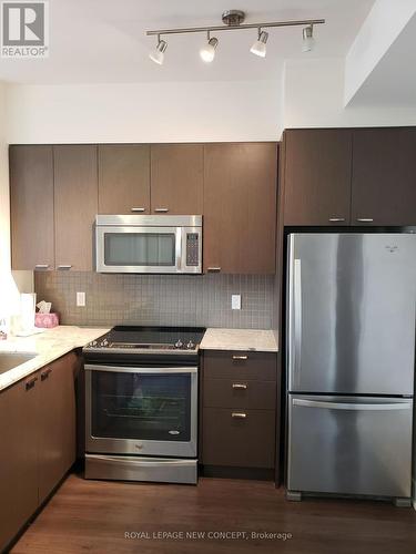 2106 - 88 Sheppard Avenue E, Toronto, ON - Indoor Photo Showing Kitchen With Stainless Steel Kitchen With Upgraded Kitchen