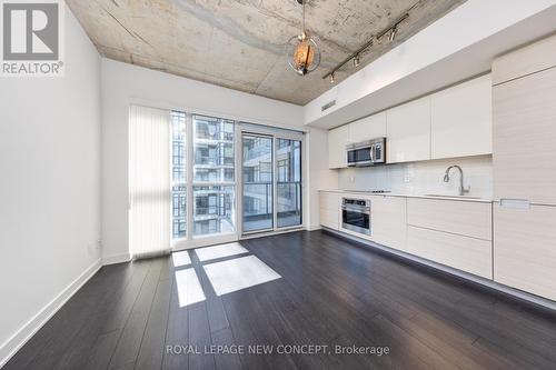 1313 - 210 Simcoe Street, Toronto, ON - Indoor